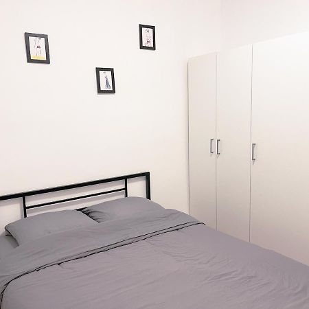 Charmant Appartement Proche De La Tour Eiffel Париж Екстериор снимка